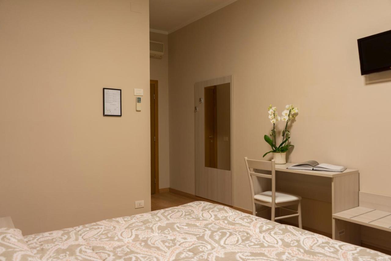 Hotel Cecco Arezzo Exterior photo
